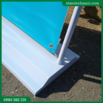 Standee kiểu cửa đế sắt