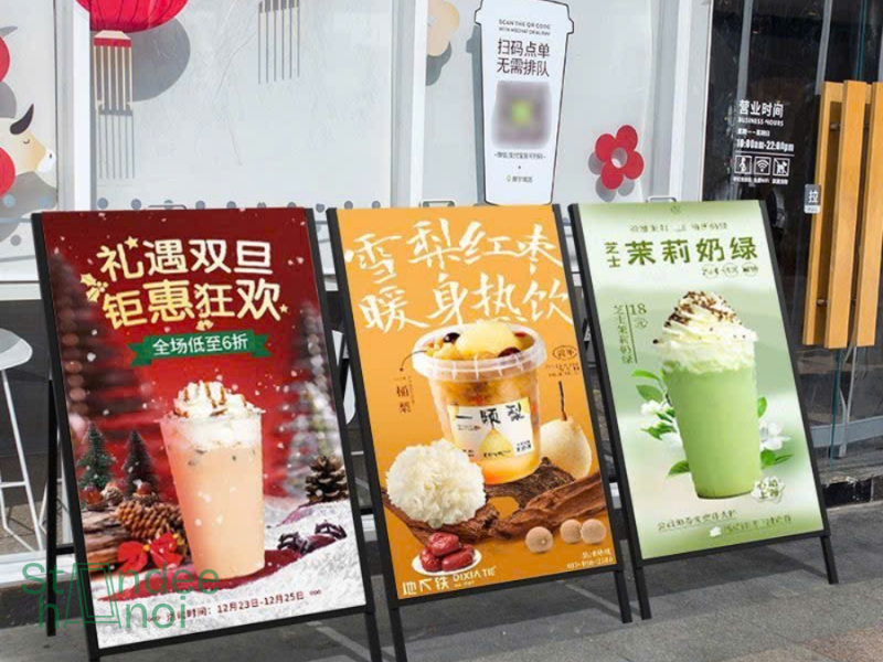 5 khác biệt giữa standee chữ A 2 mặt và standee chữ A 3 chân
